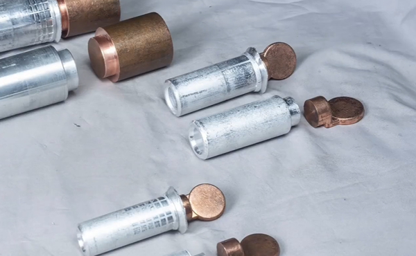 锂电池复合极柱 锂电池复合极柱