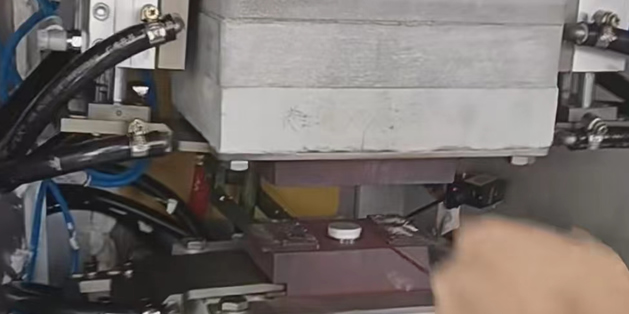 分子扩散焊接电池极柱 分子扩散焊接电池极柱